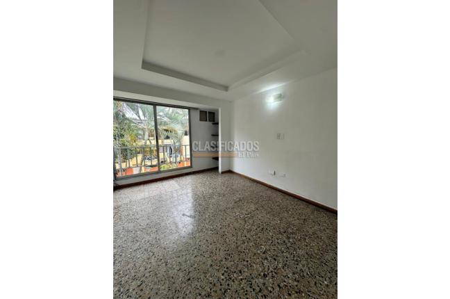 Casas, Venta, Primero de Mayo - $365.000.000