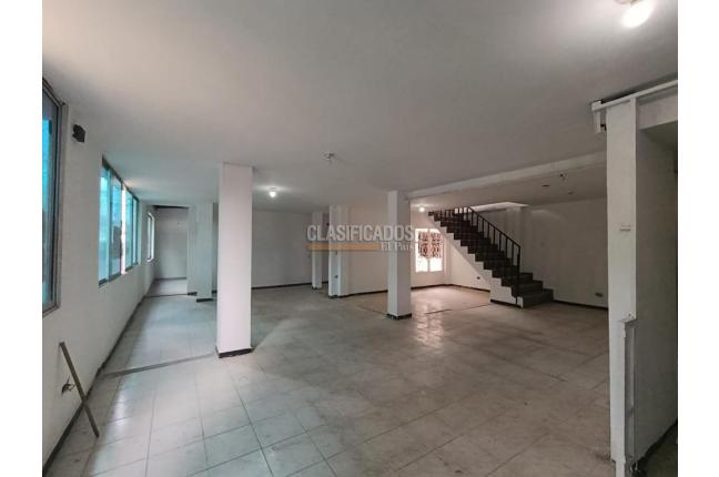 Locales y Bodegas, Alquiler, Giron - $4.600.000