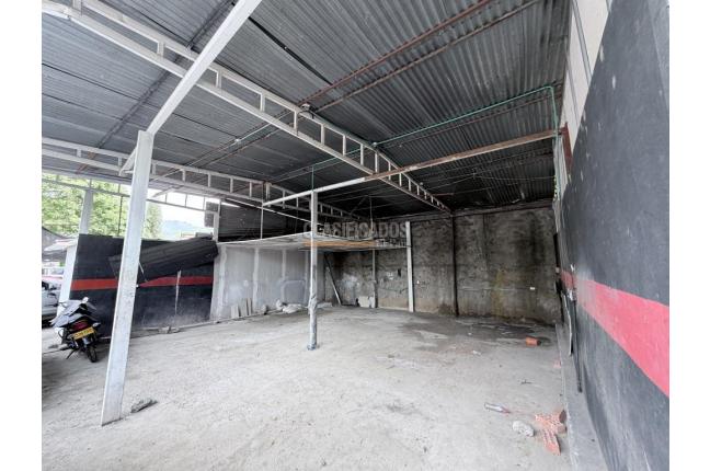 Locales y Bodegas, Alquiler, Los Cámbulos - $2.300.000