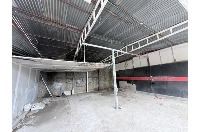 Locales y Bodegas, Alquiler, Los Cámbulos - $2.300.000