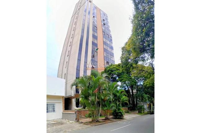 Apartamentos, Venta, Versalles - $585.000.000