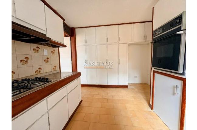 Apartamentos, Venta, Versalles - $585.000.000