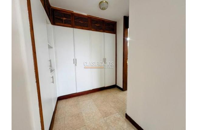 Apartamentos, Venta, Versalles - $585.000.000