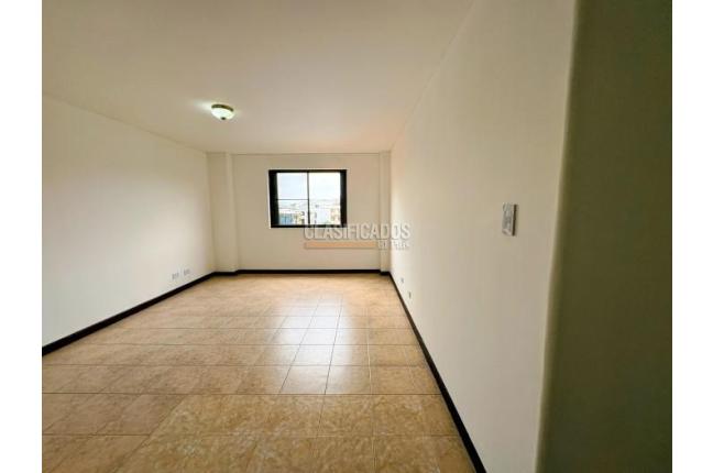 Apartamentos, Venta, Versalles - $585.000.000