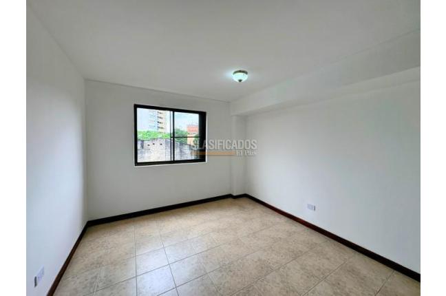 Apartamentos, Venta, Versalles - $585.000.000