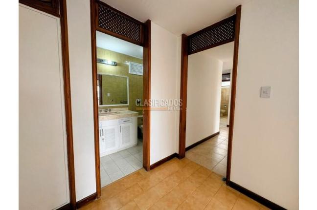 Apartamentos, Venta, Versalles - $585.000.000