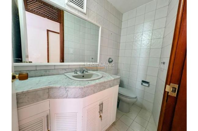 Apartamentos, Venta, Versalles - $585.000.000