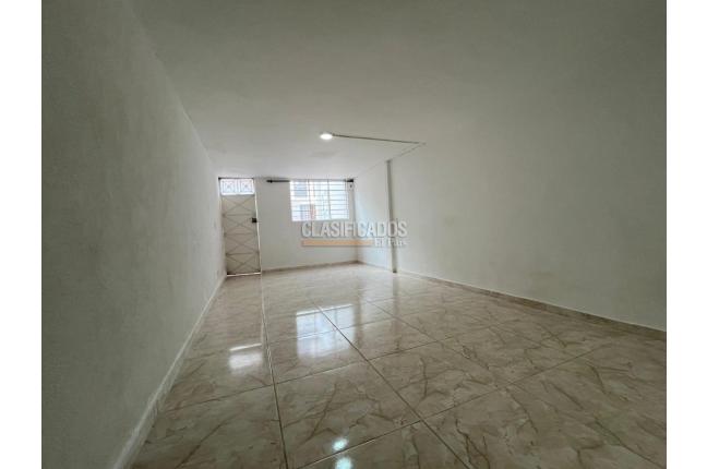 Apartaestudios, Alquiler, San Antonio - $750.000