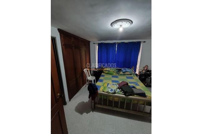 Casas, Venta, Ciudad 2.000 - $420.000.000