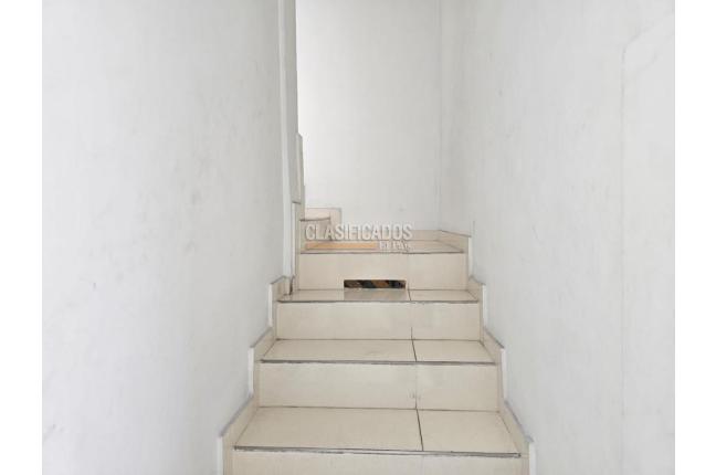 Locales y Bodegas, Alquiler, Palmira - $2.000.000