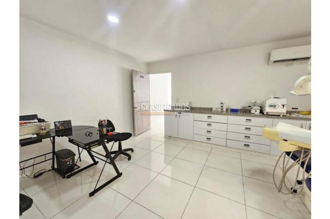 Locales y Bodegas, Alquiler, Palmira - $2.000.000
