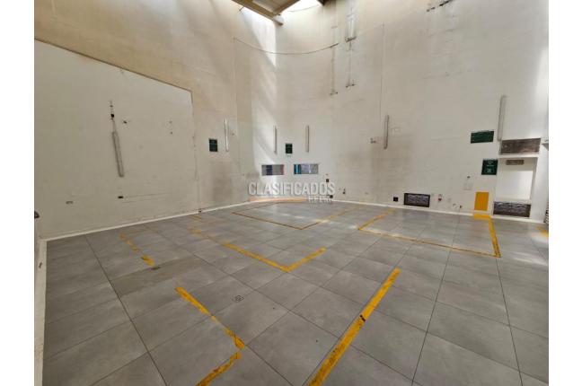 Locales y Bodegas, Alquiler, Bogotá - $30.000.000