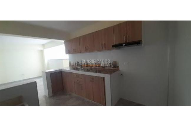 Casas, Alquiler, Prados del Norte - $2.000.000