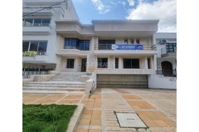 Casas, Venta en Ciudad Jardín