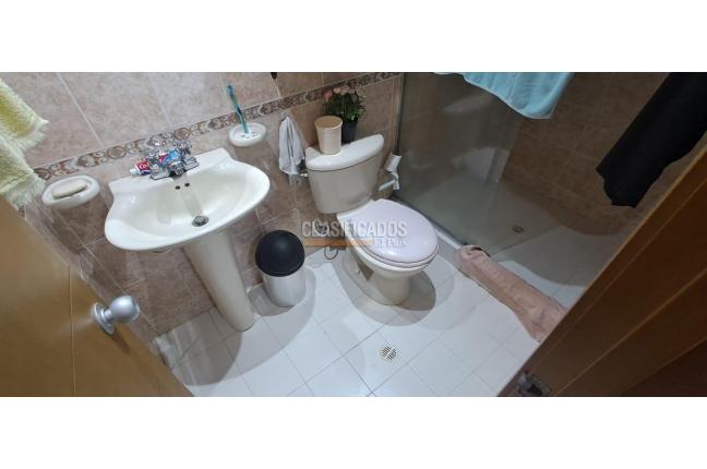 Apartamentos, Venta, El Refugio - $240.000.000