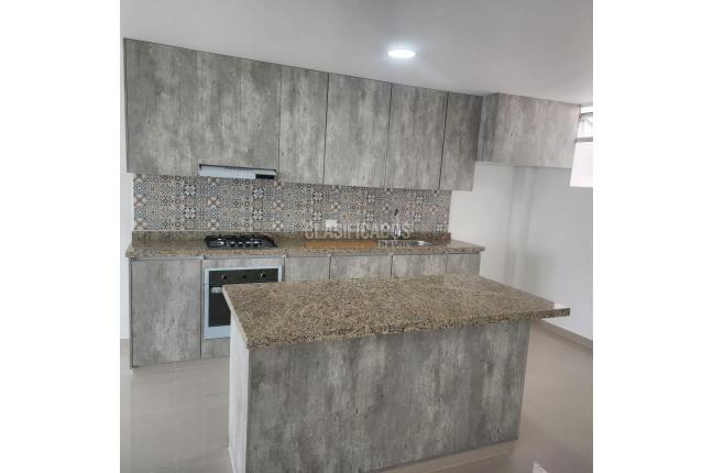 Casas, Alquiler, El Jardín - $1.700.000