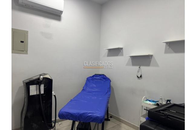 Oficinas y Consultorios, Alquiler, Ciudad Capri - $3.600.000