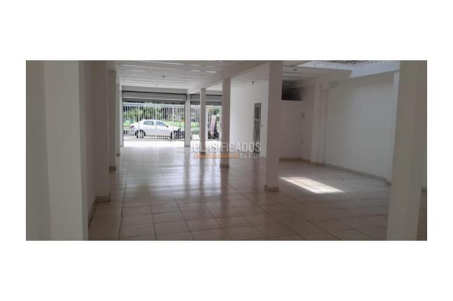 Locales y Bodegas, Alquiler, Los Pinos - $3.000.000