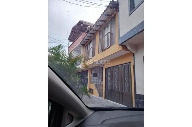 Casas, Alquiler en Santa Elena