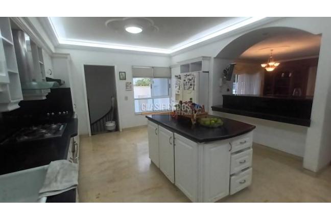 Casas, Venta en El Ingenio