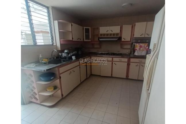 Casas, Venta, San Vicente - $690.000.000