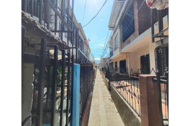 Casas, Venta, Floralia - $330.000.000