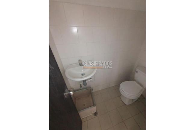 Locales y Bodegas, Alquiler, Comfenalco - $900.000