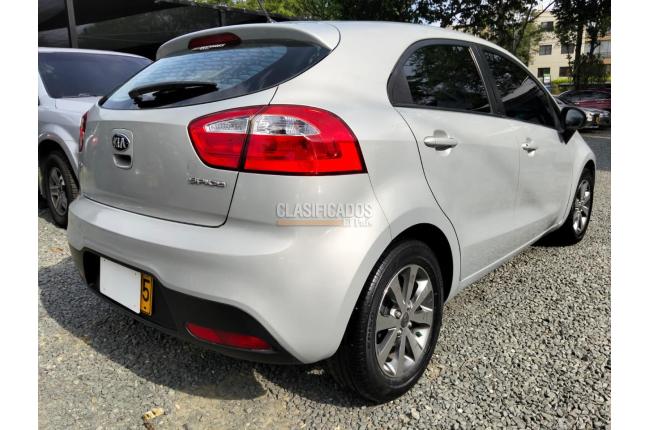Kia Rio 2013 - $39.900.000
