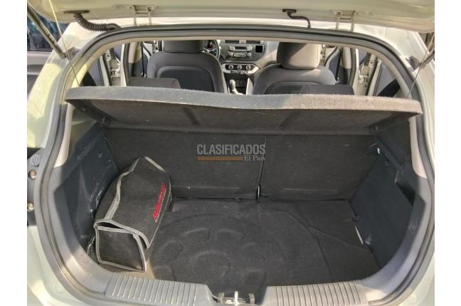 Kia Rio 2013 - $39.900.000