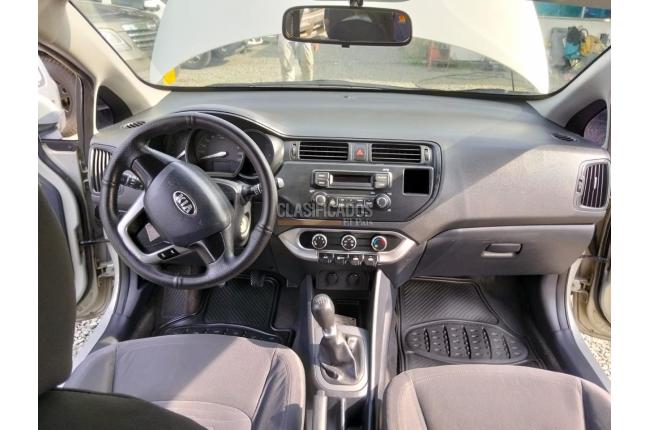 Kia Rio 2013 - $39.900.000