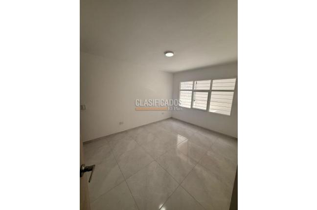 Apartaestudios, Alquiler en Nápoles