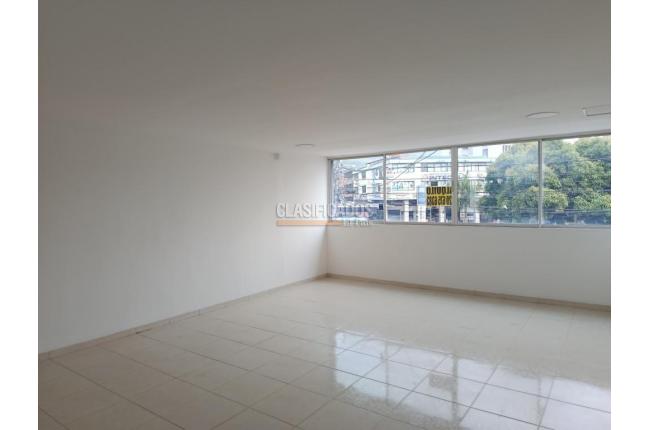 Oficinas y Consultorios, Alquiler, San Vicente - $3.350.000