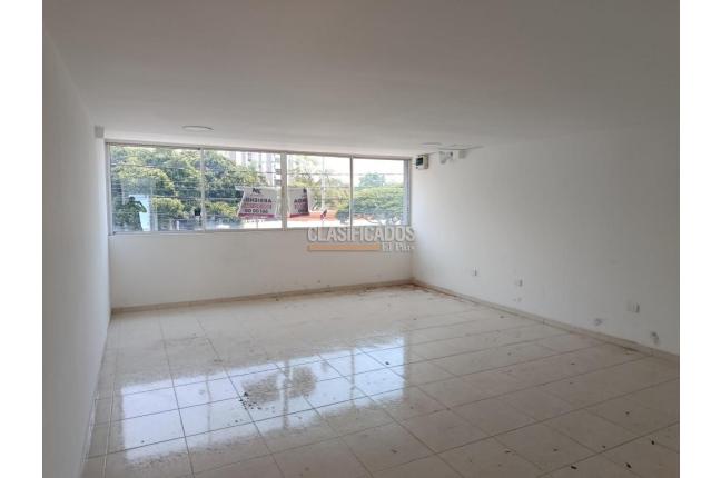 Oficinas y Consultorios, Alquiler, San Vicente - $3.350.000