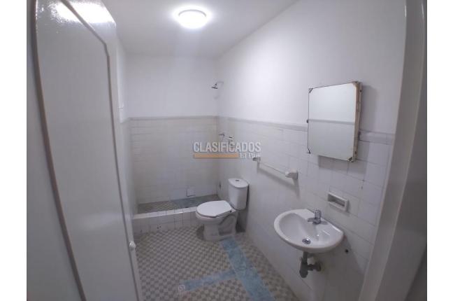 Oficinas y Consultorios, Alquiler, San Vicente - $3.350.000