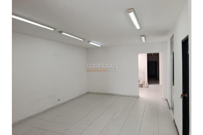 Oficinas y Consultorios, Alquiler, San Vicente - $6.000.000