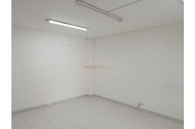 Oficinas y Consultorios, Alquiler, San Vicente - $6.000.000