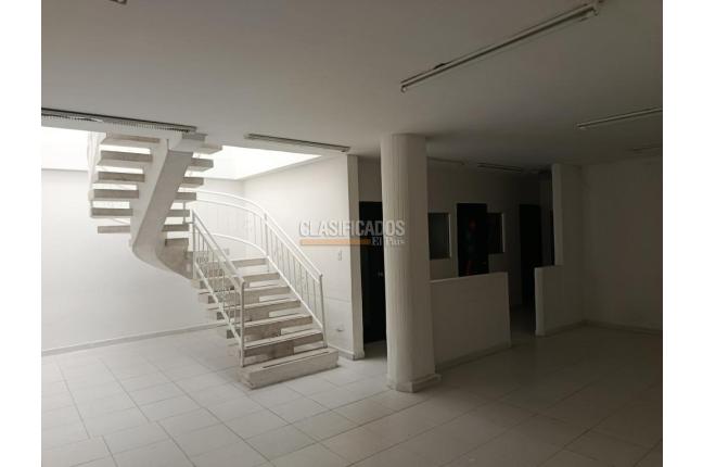 Oficinas y Consultorios, Alquiler, San Vicente - $6.000.000