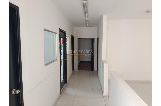 Oficinas y Consultorios, Alquiler, San Vicente - $6.000.000