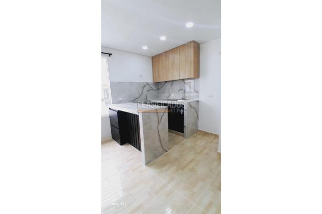 Apartamentos, Alquiler, Ciudad Pacifica - $900.000