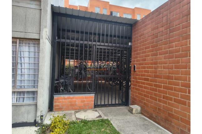 Apartamentos, Alquiler, Soacha - $850.000