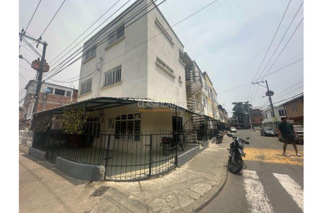 Casas, Venta en Nápoles