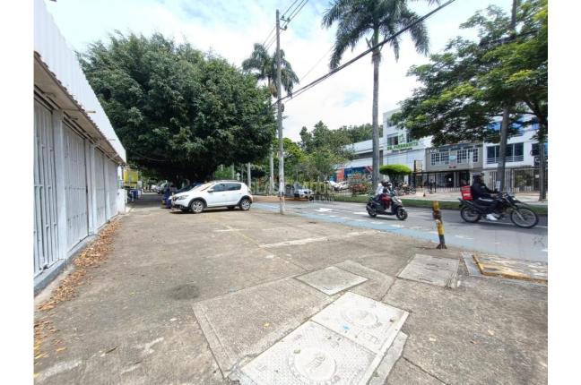 Locales y Bodegas, Alquiler, Camino Real - $2.000.000