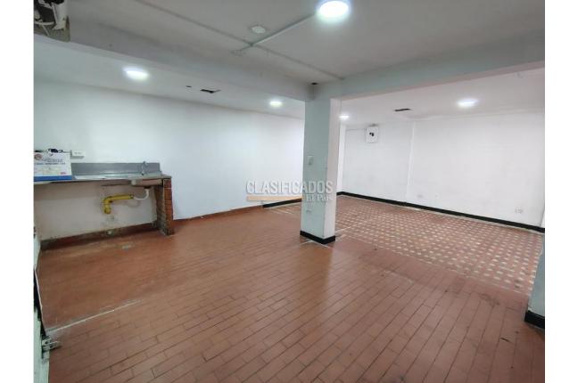 Locales y Bodegas, Alquiler, Camino Real - $2.000.000