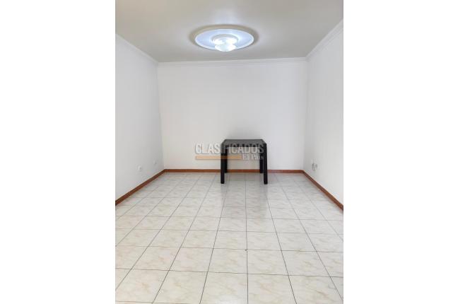 Apartamentos, Venta en El Limonar