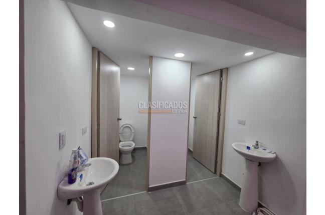 Locales y Bodegas, Alquiler, Pereira - $8.000.000