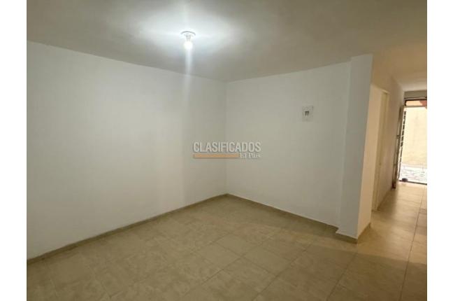 Apartamentos, Alquiler, La Selva - $800.000