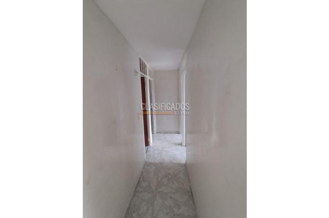 Apartamentos, Venta, Primero de Mayo - $250.000.000