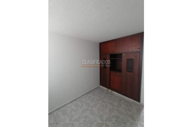Apartamentos, Venta, Primero de Mayo - $250.000.000