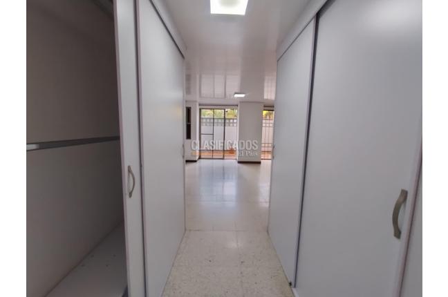 Apartamentos, Venta, Portal de la Estación - $550.000.000