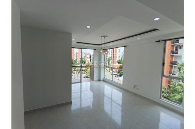Apartamentos, Alquiler, Ciudad Melendez - $1.400.000
